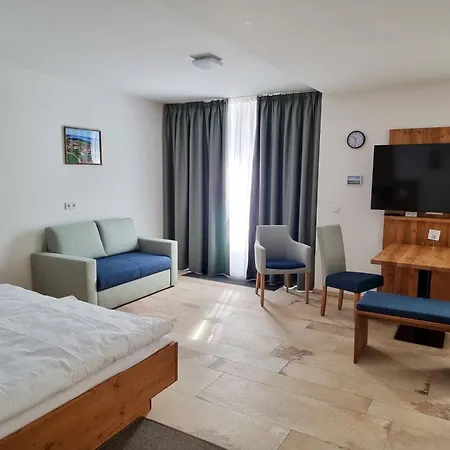 Gaestehaus Moenchswald * Wehlenberg