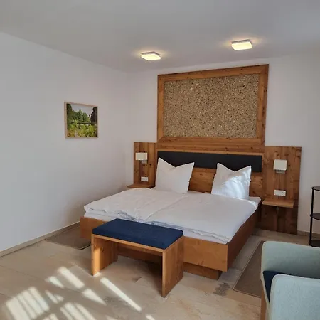 Gaestehaus Moenchswald * Wehlenberg