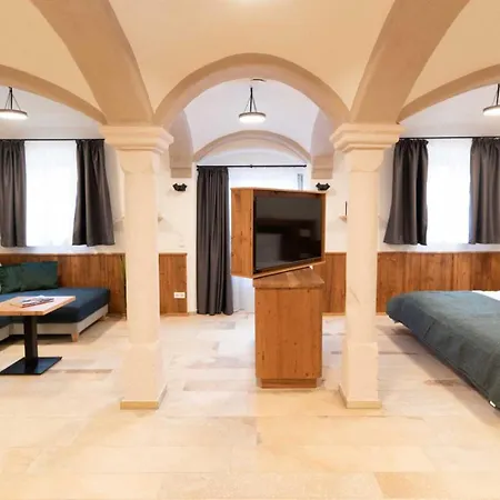Gaestehaus Moenchswald Apartamento Wohlenberg